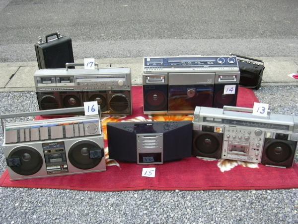 4651004351_Boomboxes