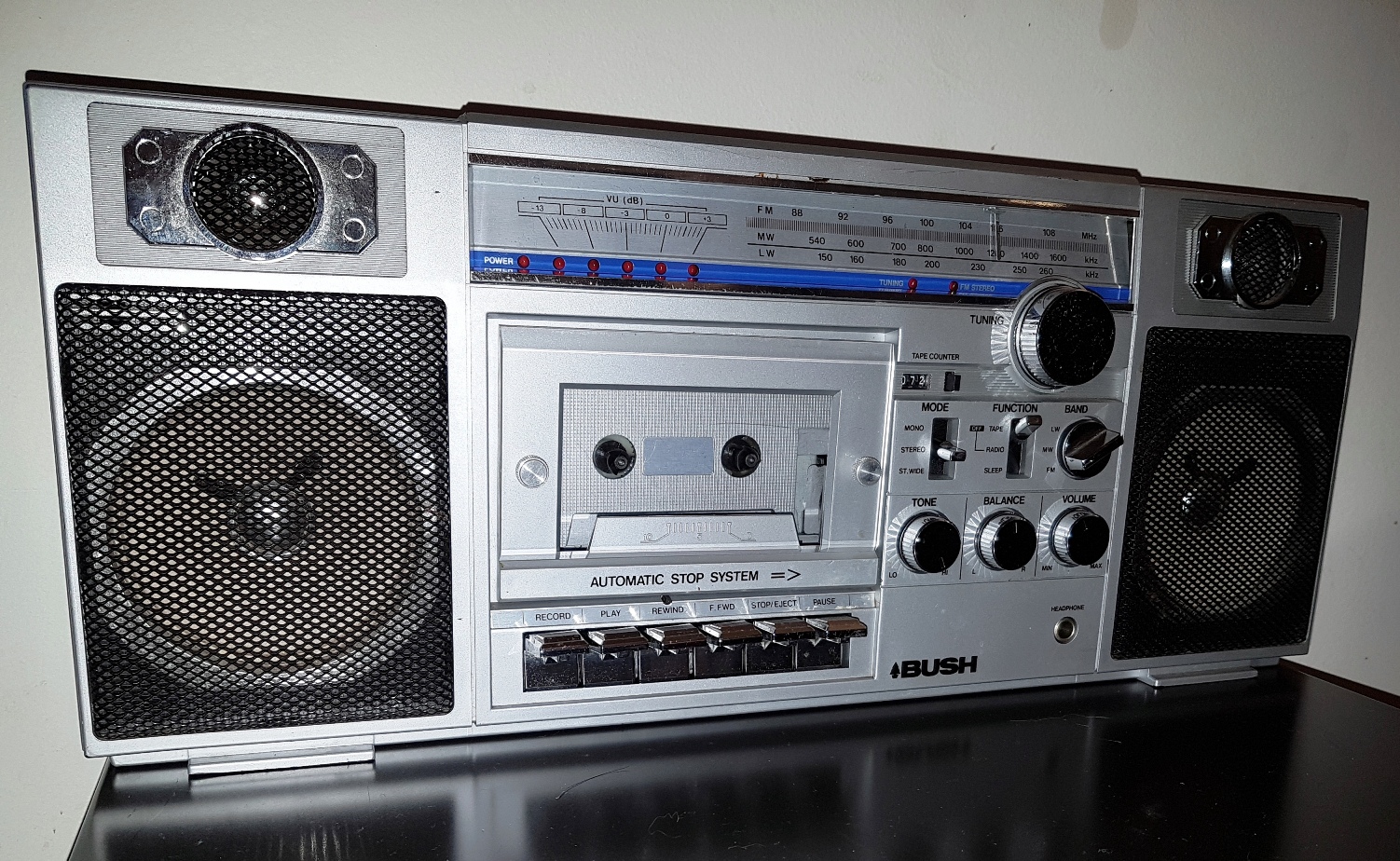 Bush 7080 Stereo Radio Recorder - February 2018 (22).jpg