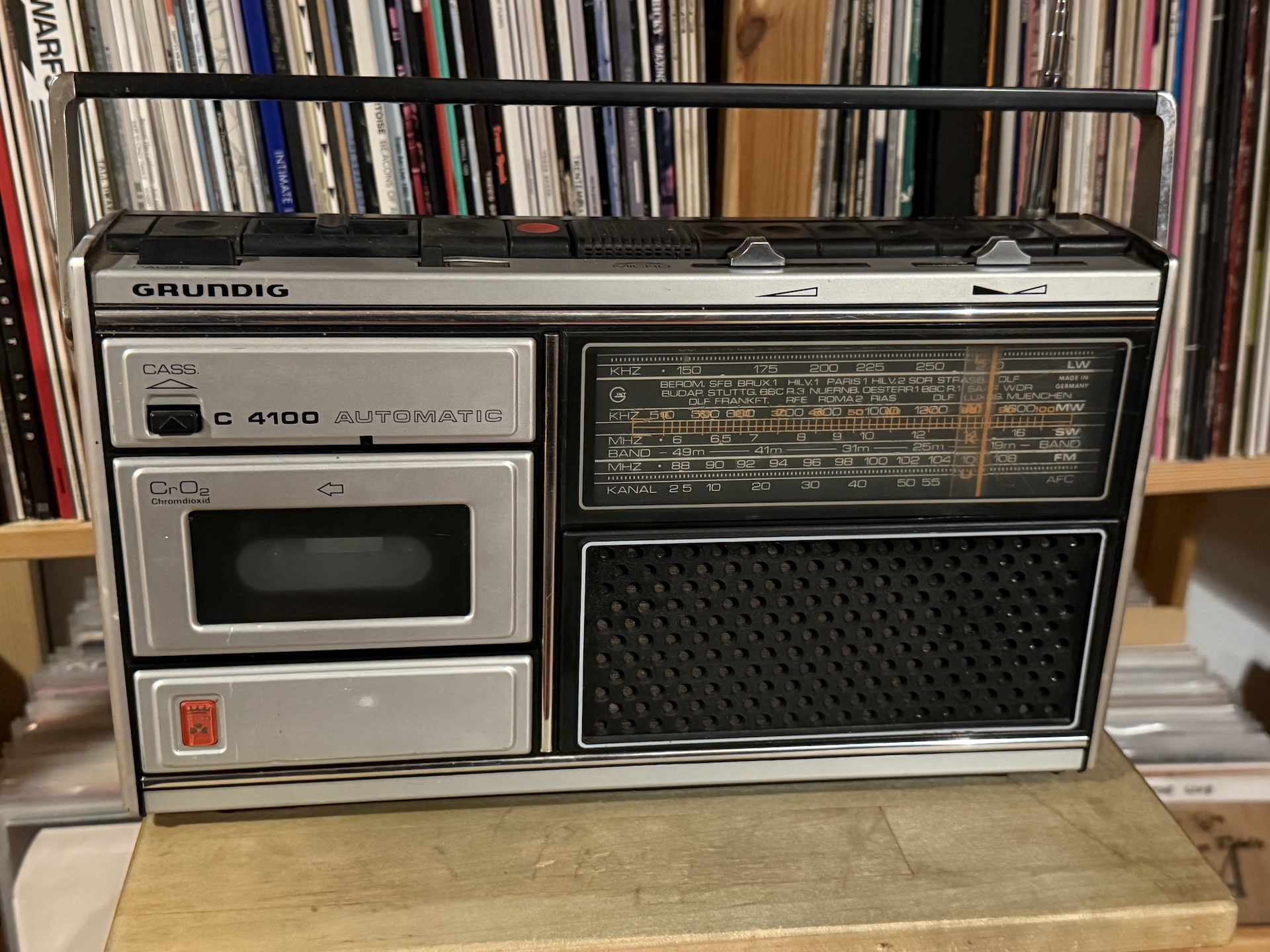 C4100.jpg