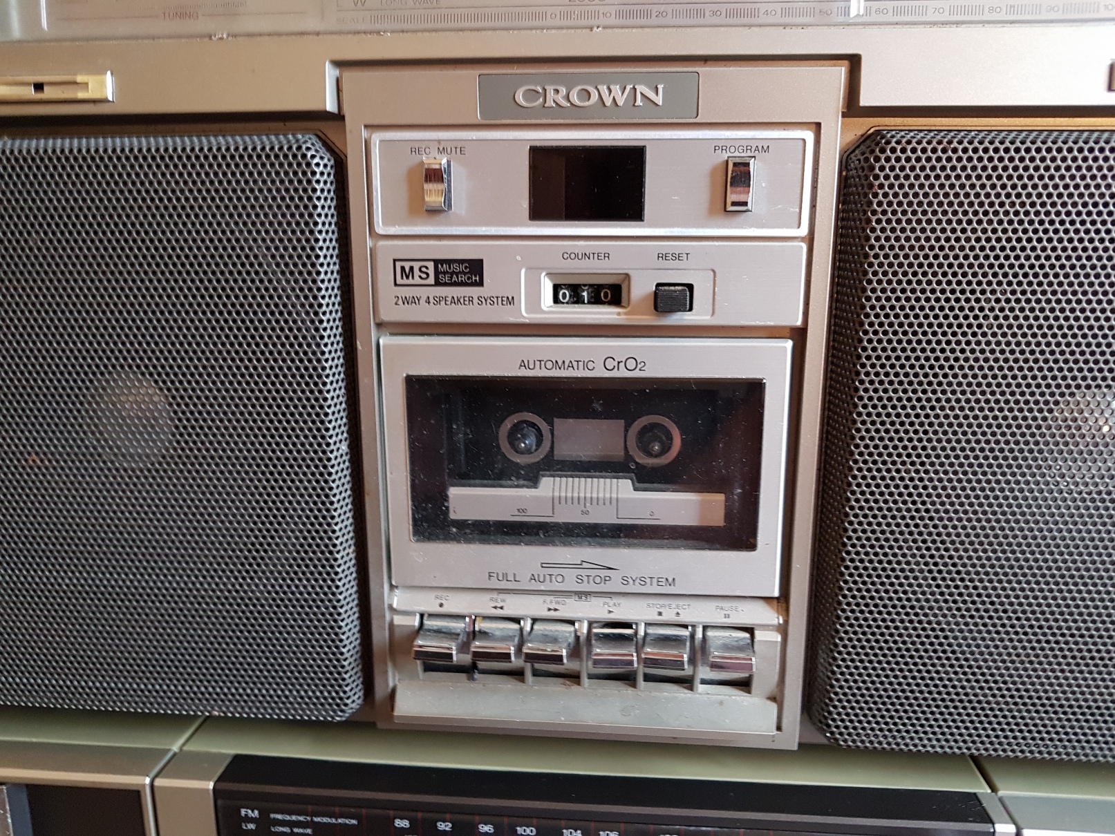 Crown CSC-960L Radio Recorder = January 2017 (10).jpg