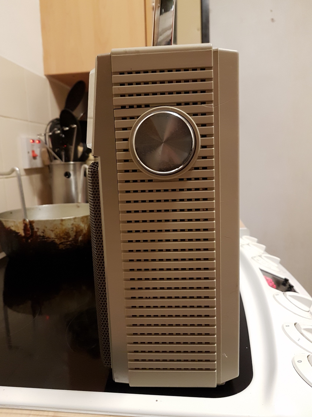 Crown CSC-960L Repair & Restore - March 2017 (20).jpg