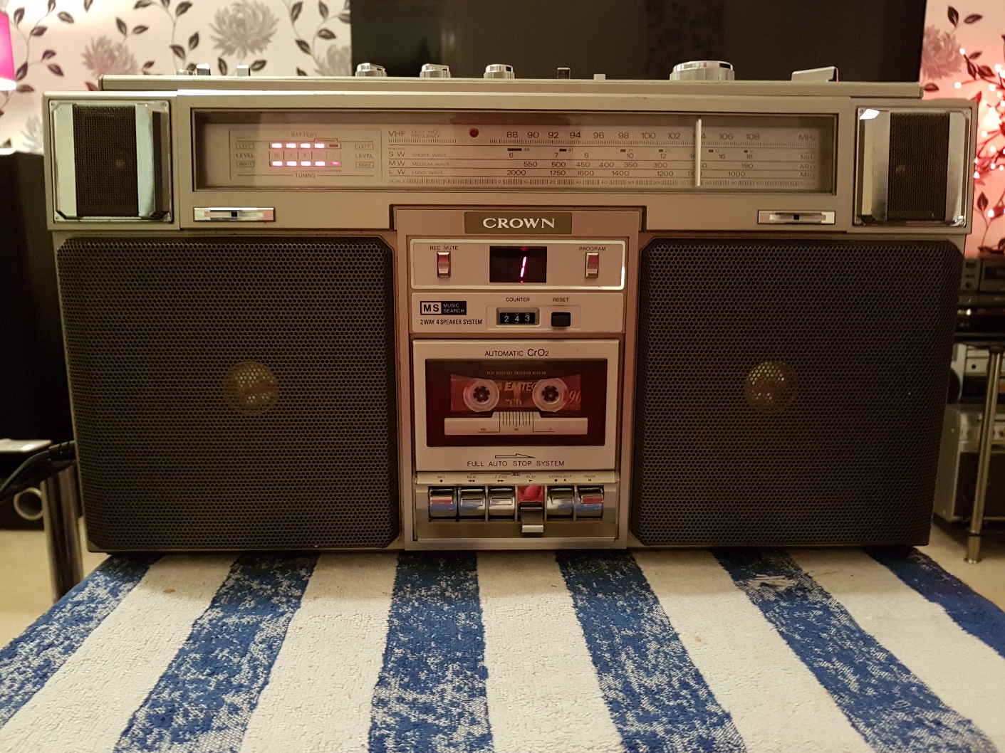 Crown CSC-960L Repair & Restore - March 2017 (7).jpg