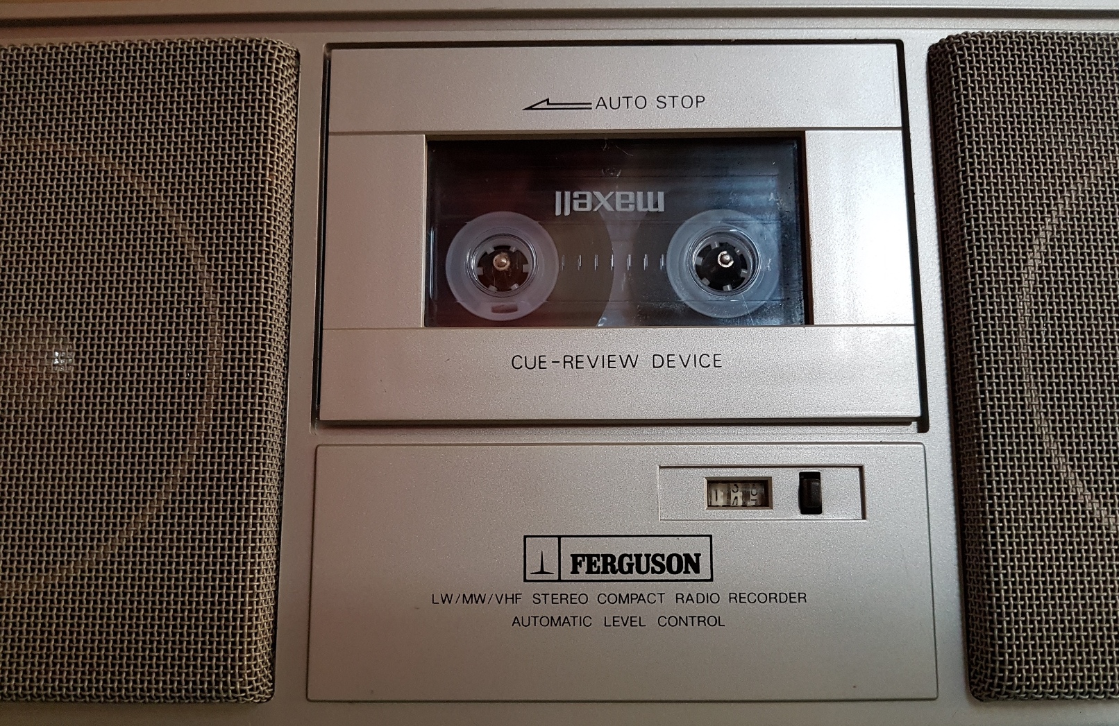 Ferguson 3T17 Stereo Radio Recorder - June 2018 (10).jpg