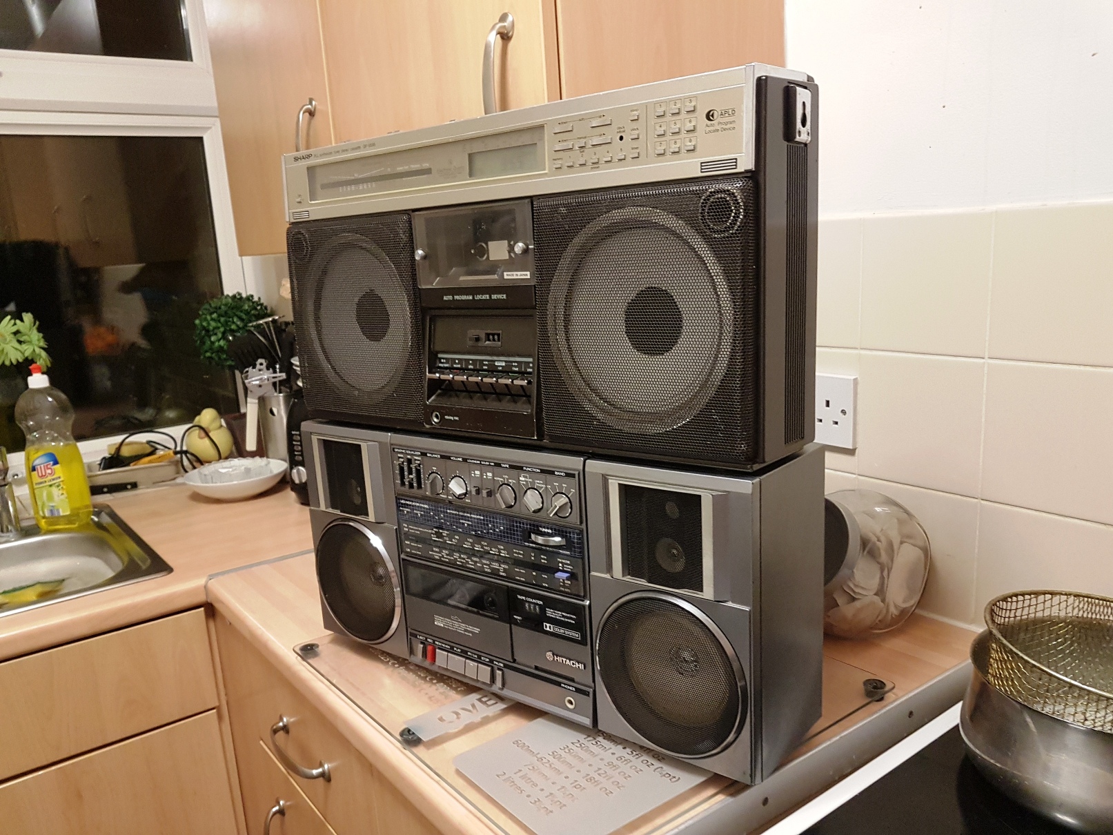 Hitachi TRK-9100E - February 2018 (17).jpg
