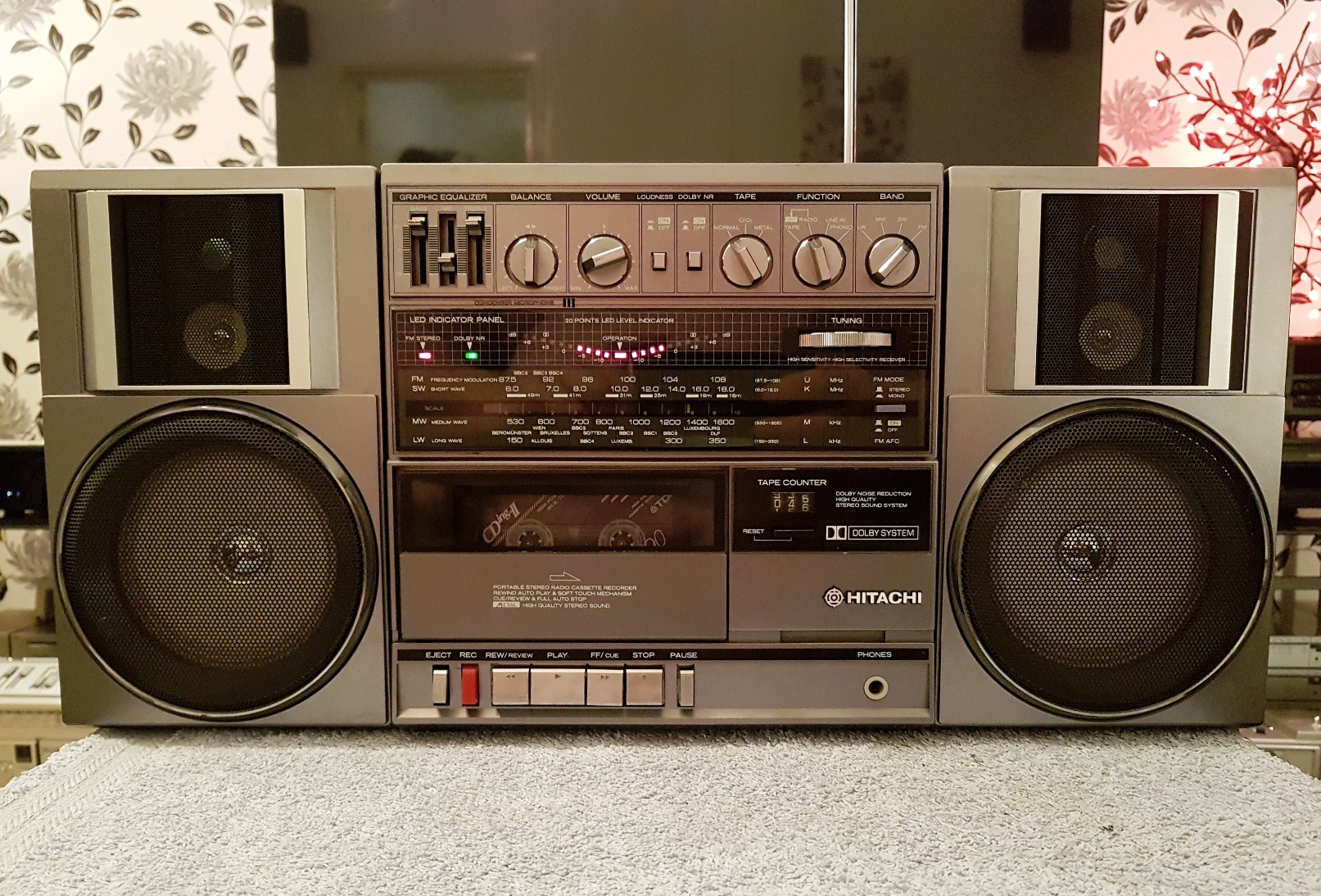Hitachi TRK-9100E - February 2018 (7).jpg