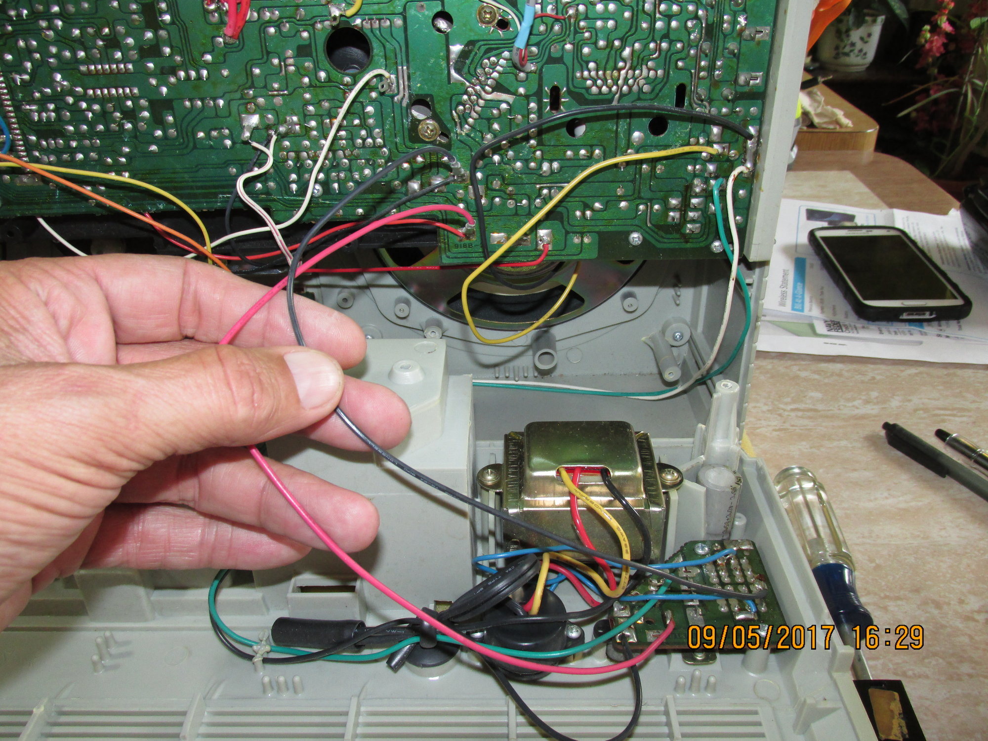 IMG_7337 Lasonic TRC-918 dc power leads.JPG
