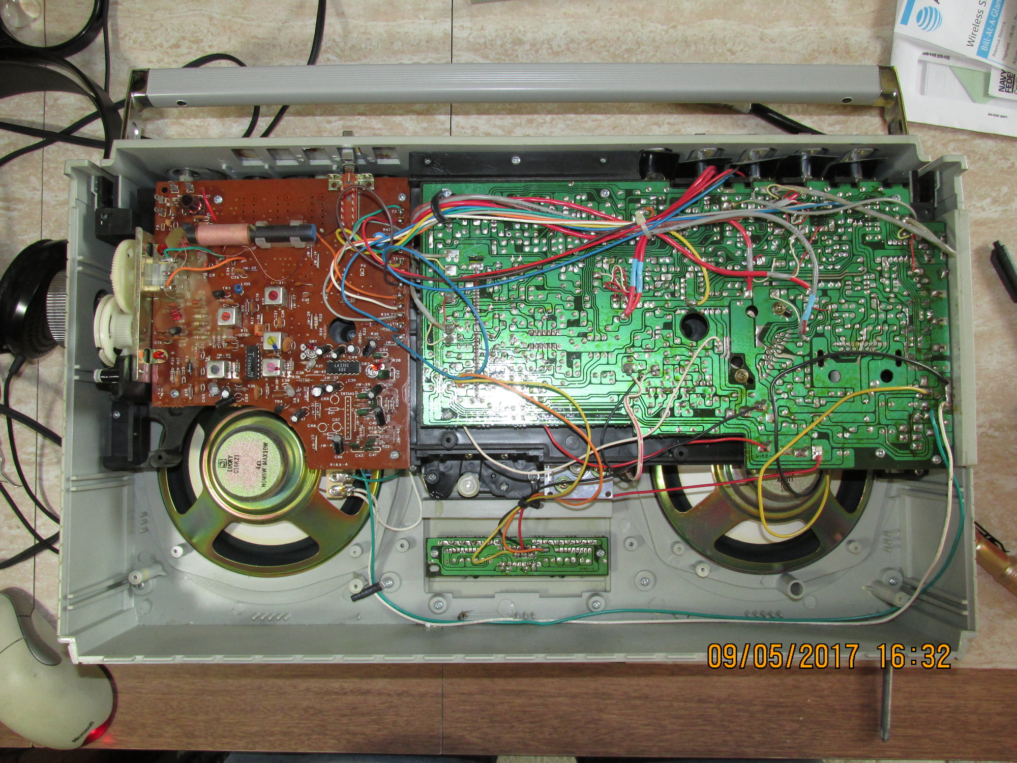 IMG_7342 Lasonic TRC-918 inside from from back full.JPG