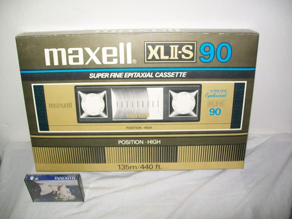 Maxell.png