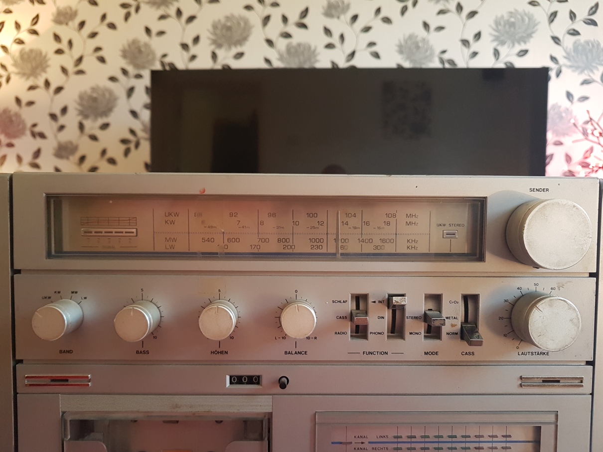 Maximal 3040 Stereo Radio Cassette Recorder - February 2017 (12).jpg