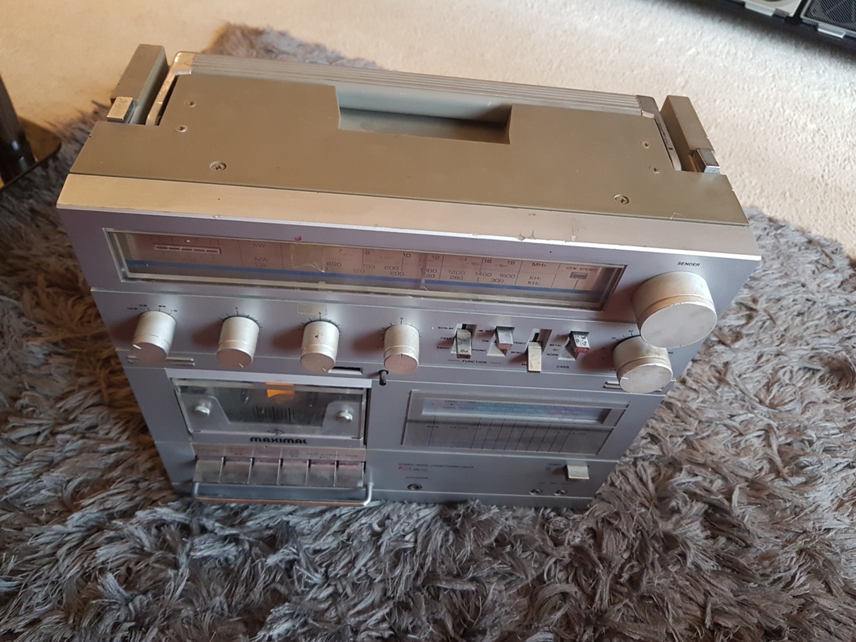 Maximal 3040 Stereo Radio Cassette Recorder - February 2017 (9).jpg