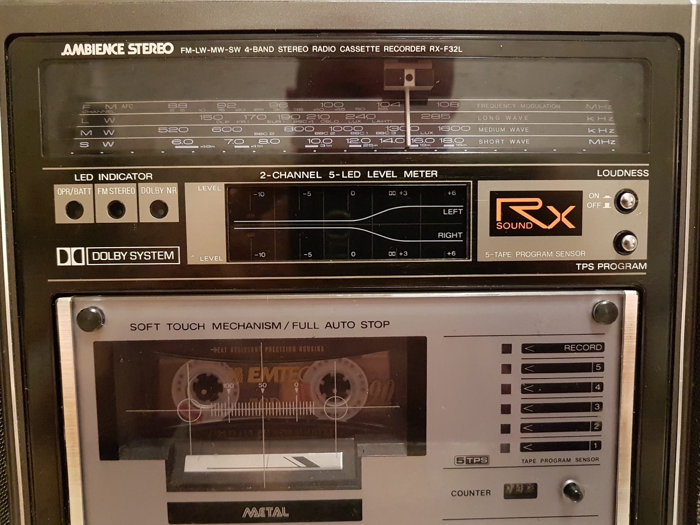 Panasonic RX-F32LE Radio Cassette Recorder - March 2017 (10).jpg