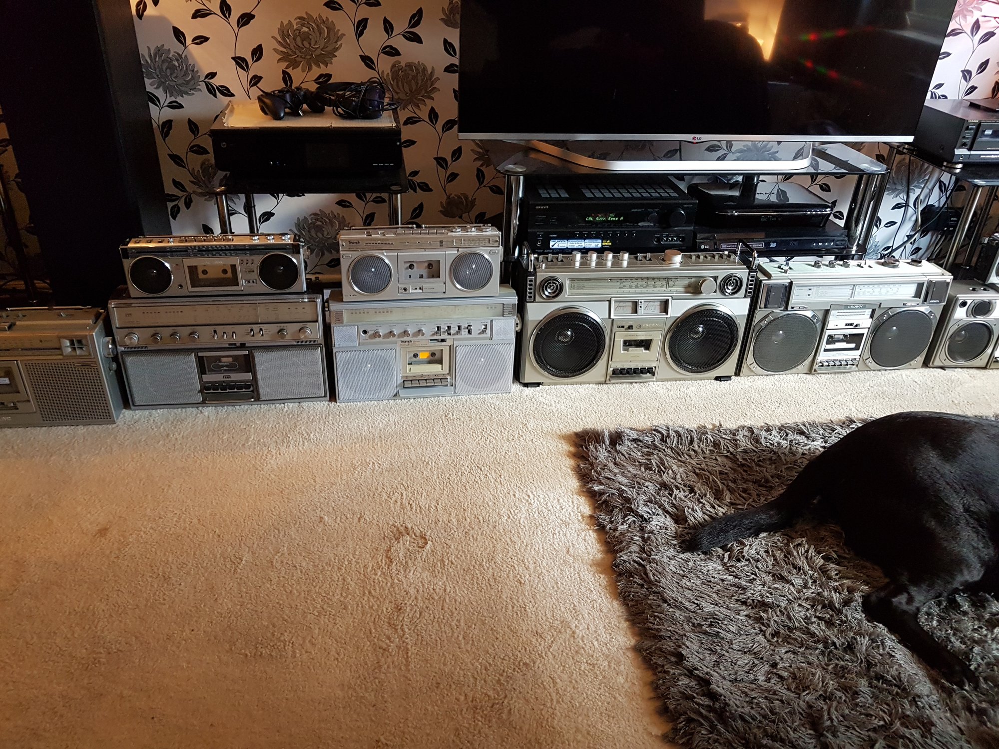 Portable Stereo Group Shots (4).jpg