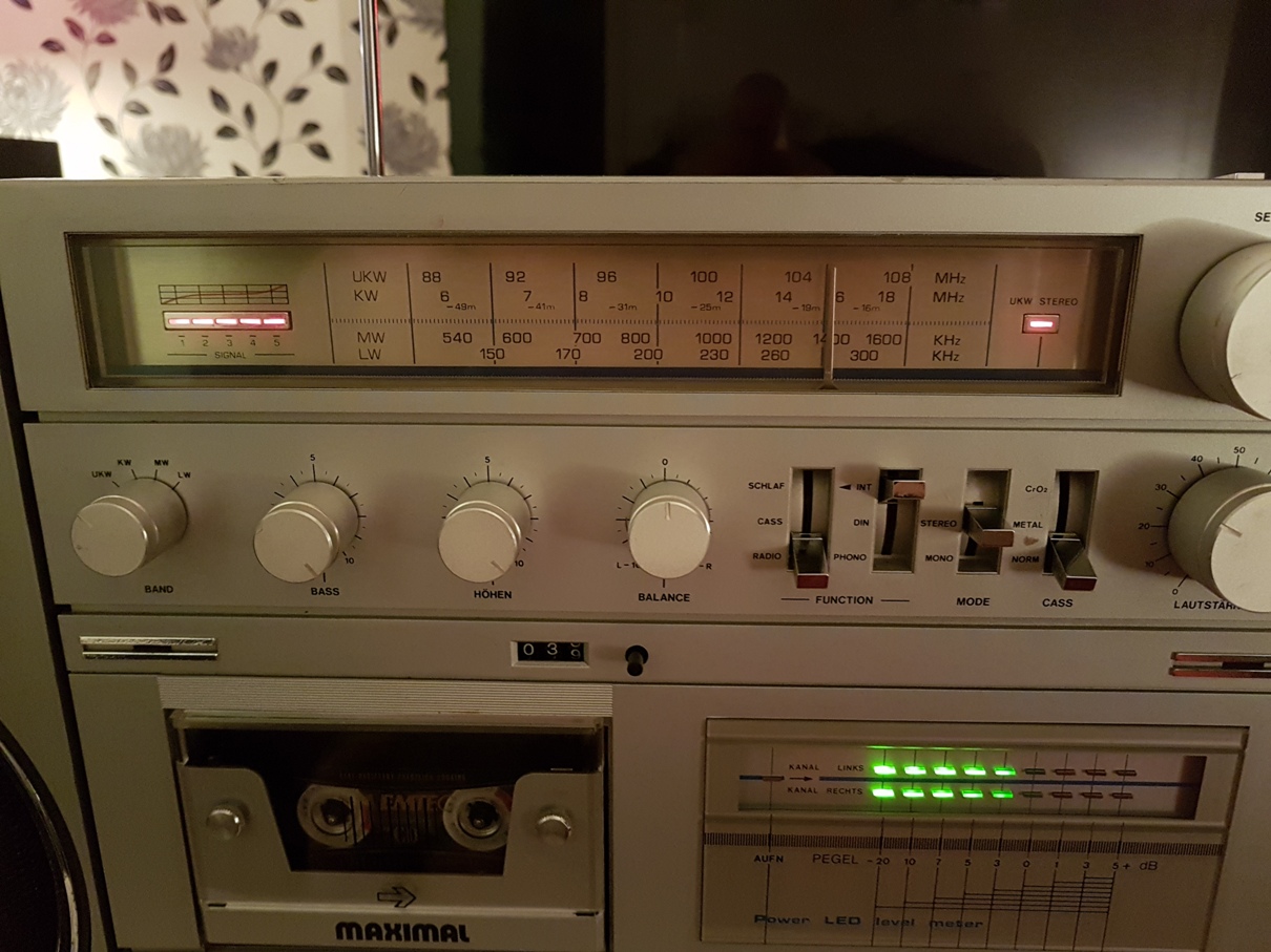 Restored Maximal 3040 Stereo Radio Cassette Recorder - February 2017 (14).jpg