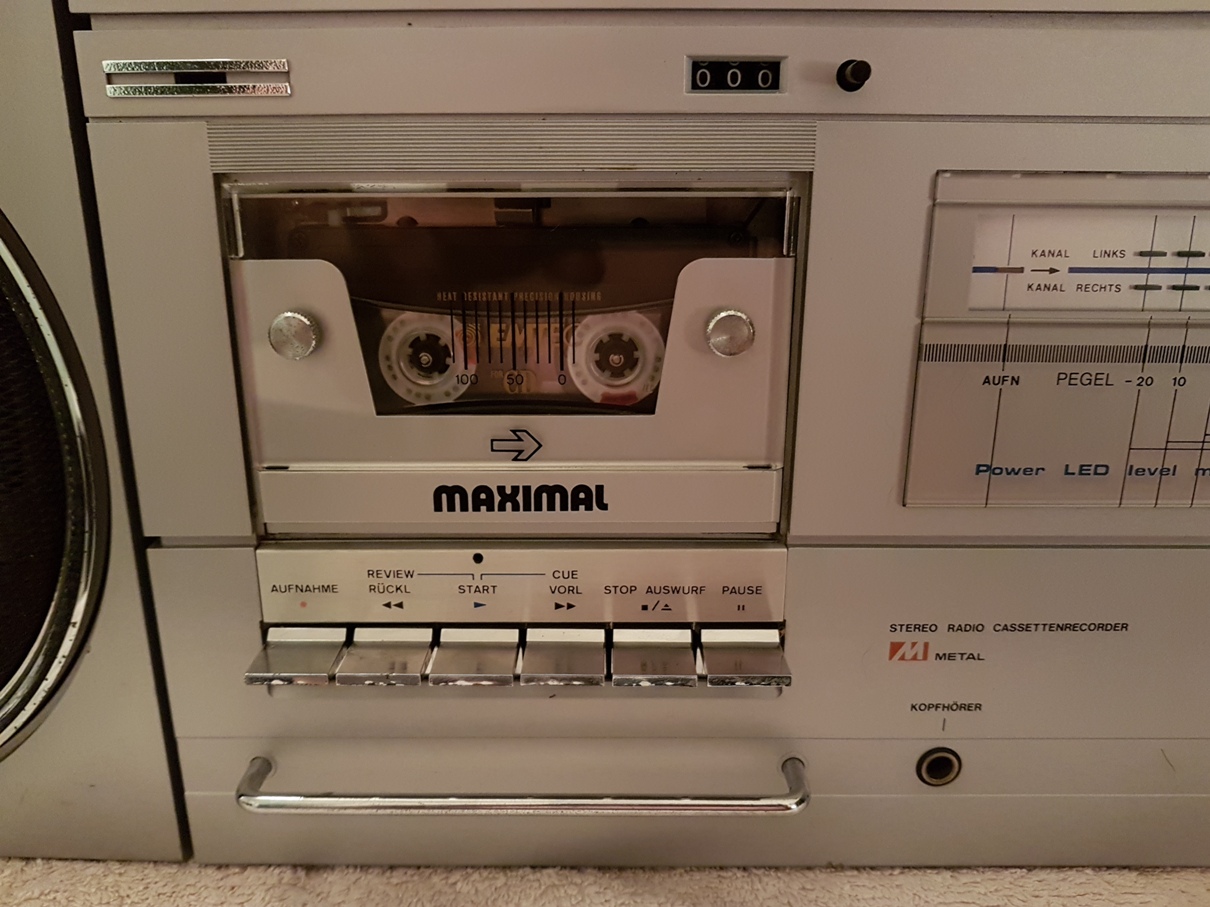 Restored Maximal 3040 Stereo Radio Cassette Recorder - February 2017 (9).jpg