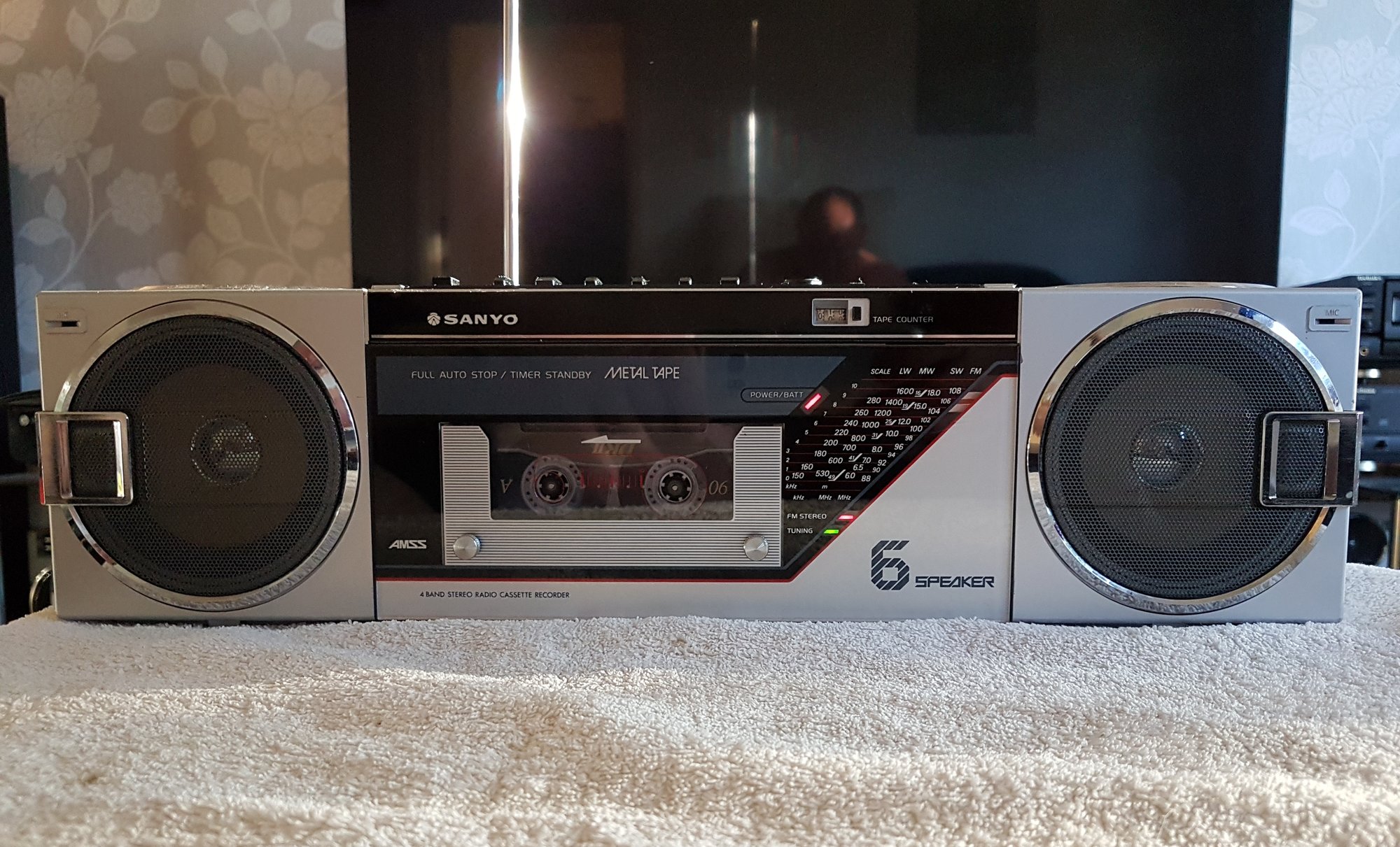 Sanyo M-7735L Stereo Radio Recorder (Silver) - September 2018 (2).jpg