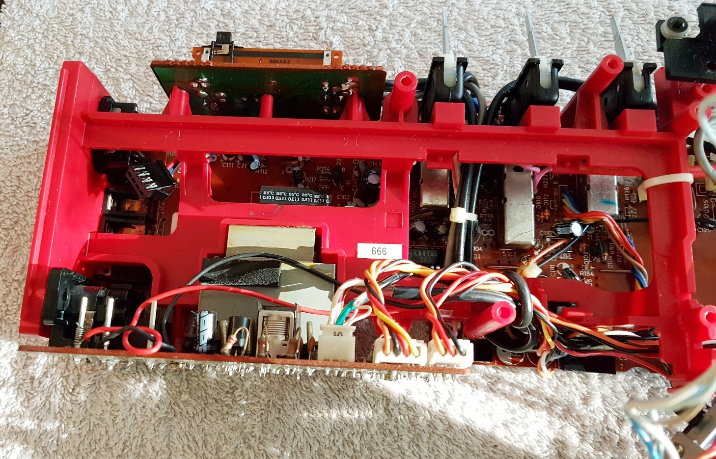 Sanyo M-7760K Stereo Radio Recorder - May 2018 (10).jpg