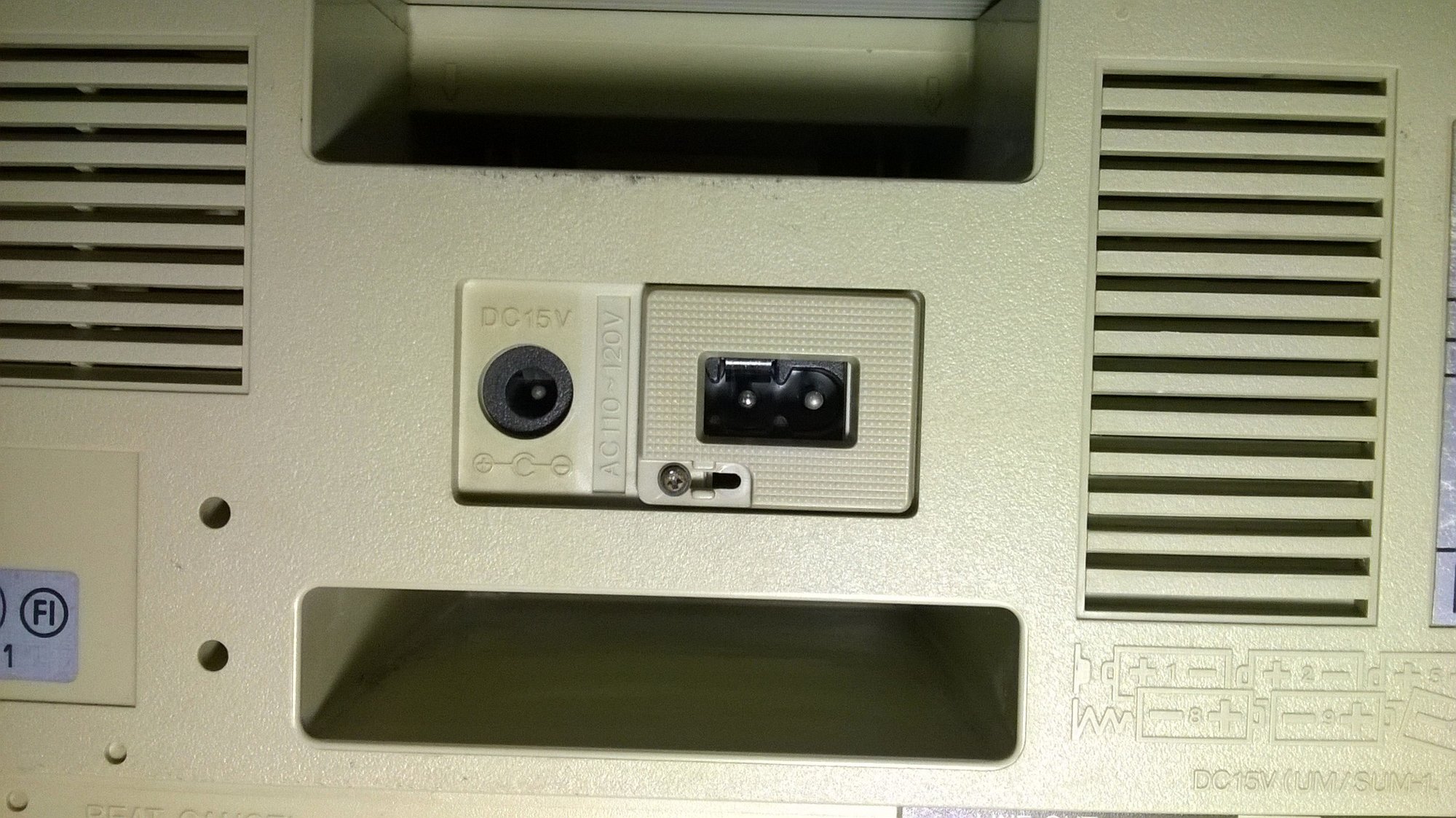 SECOND FEBRUARY 10, 2017 PHOTO' OF THE SHARP GF-800H(S) VOLTAGE-SELECTOR SWITCH.JPG