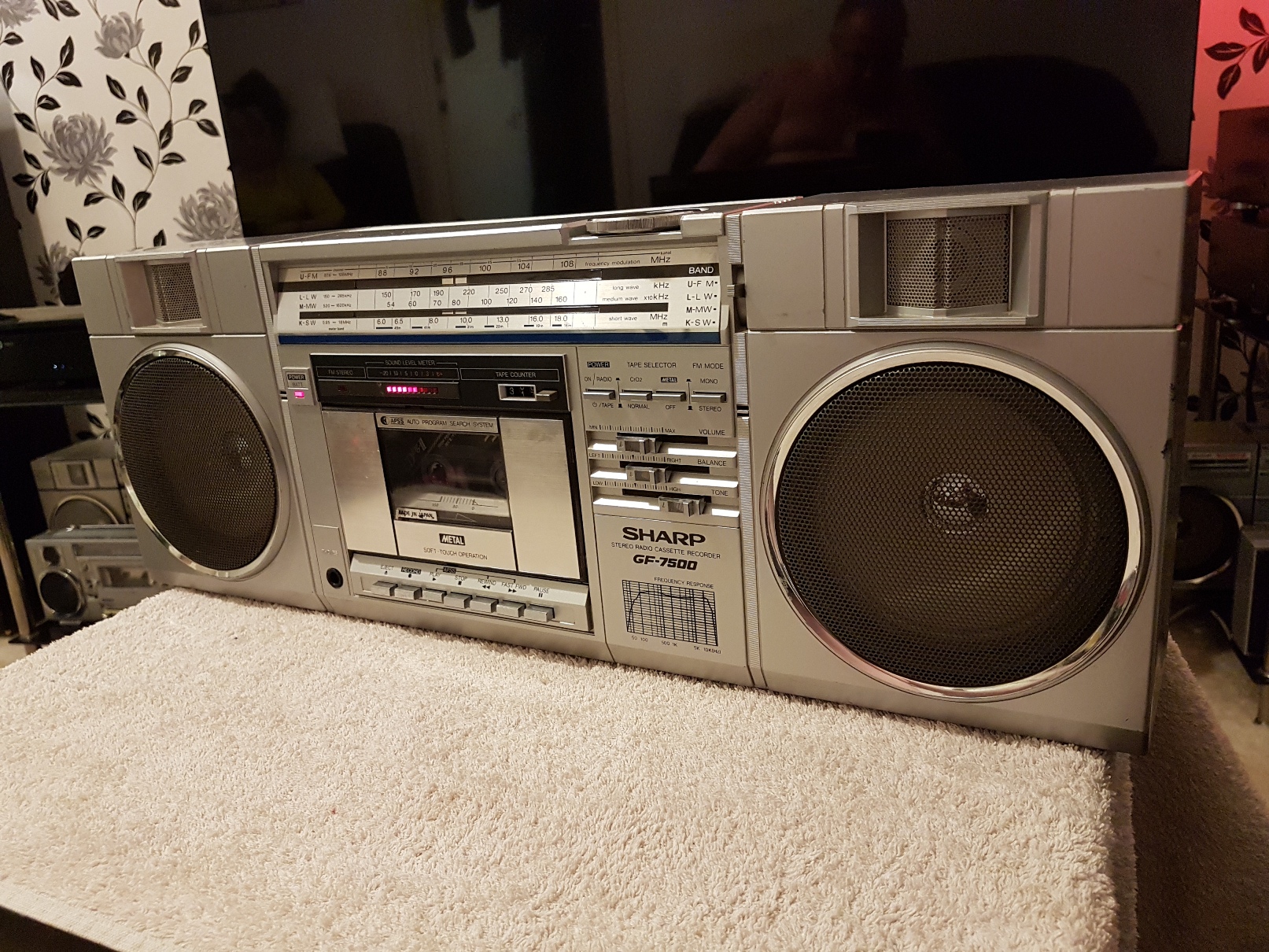 Sharp GF-7500 Radio Cassette Recorder - April 2018 (5).jpg