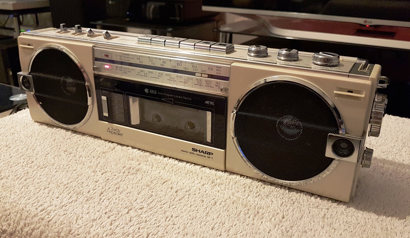 Sharp GF-7H Stereo Radio Recorder - August 2018 (18).jpg