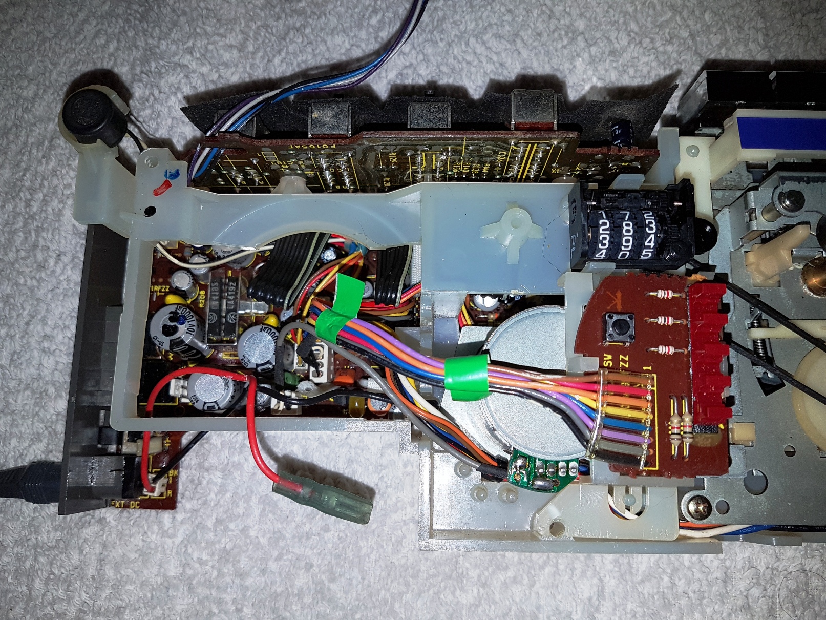 Sharp GF-7H Stereo Radio Recorder - August 2018 (5).jpg