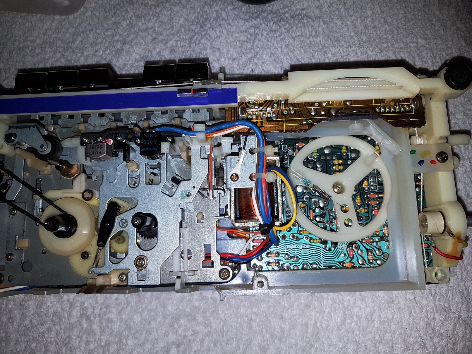 Sharp GF-7H Stereo Radio Recorder - August 2018 (6).jpg