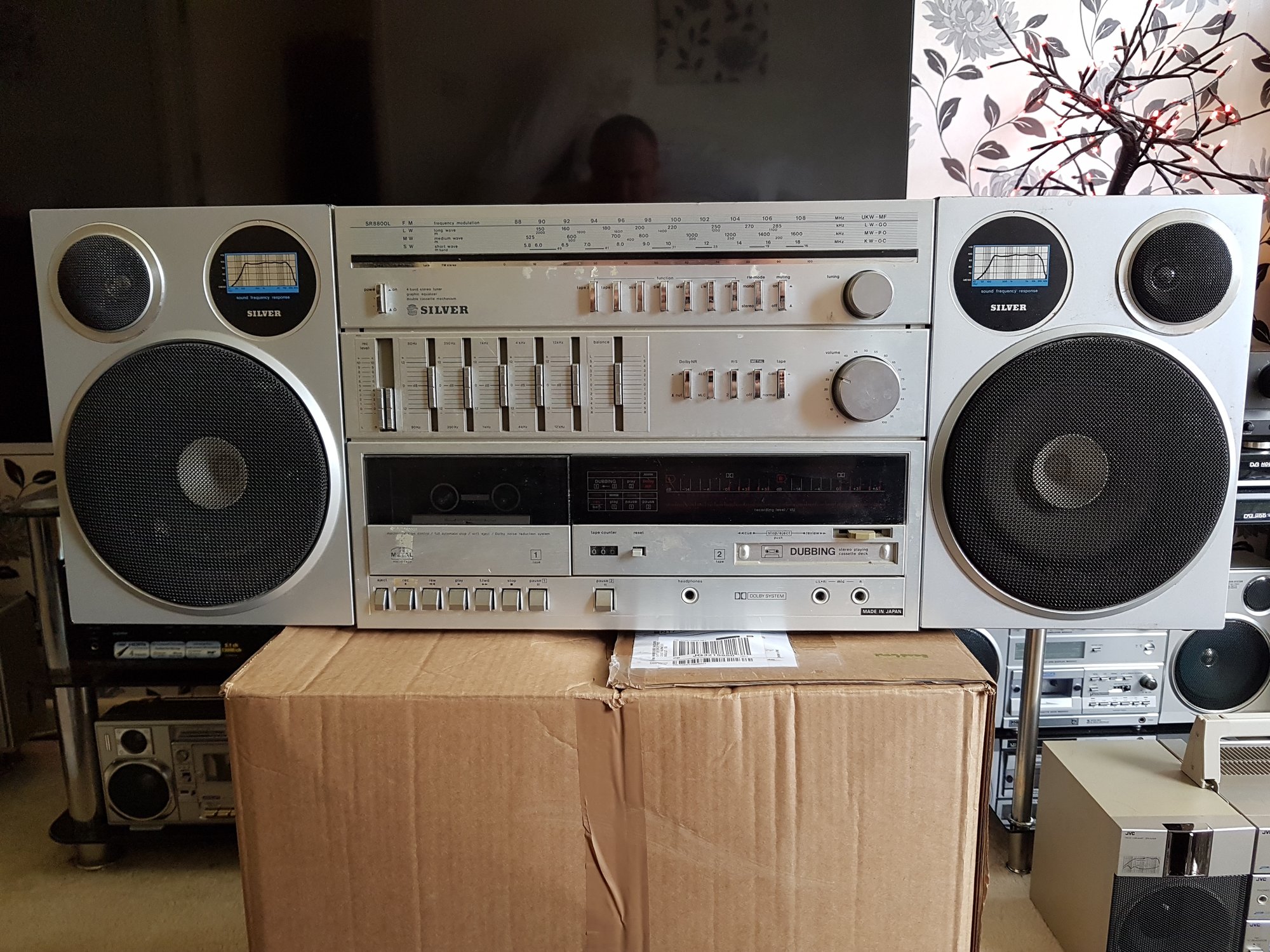 Silver SR-8800L Radio Recorder - May 2017 (4).jpg
