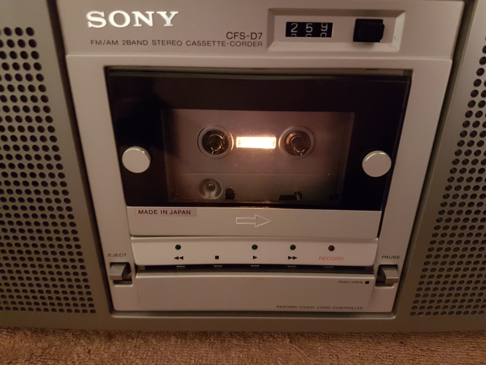 Sony CFS-D7 - January 2018 (12).jpg