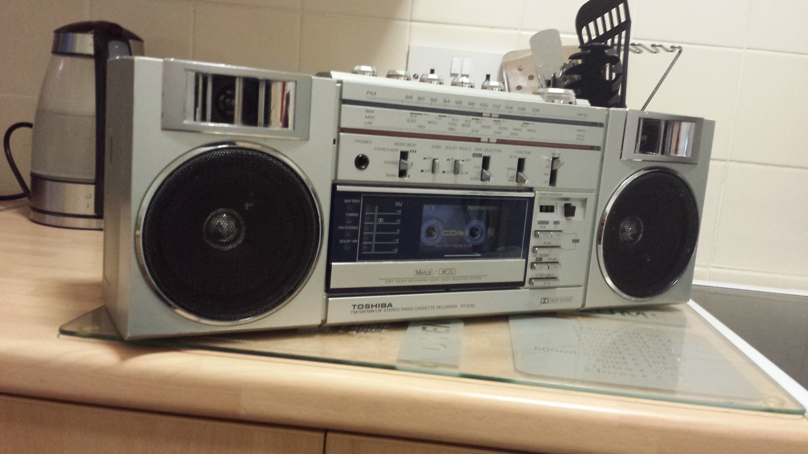 Toshiba RT-S782 Stereo Radio Recorder (38).jpg
