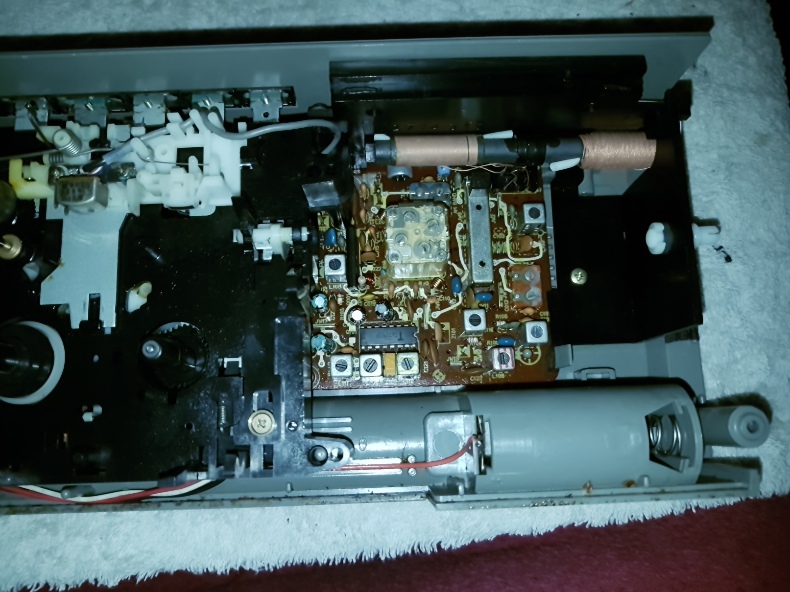 Toshiba RT-SF1 Radio Recorder - January 2017 (11).jpg