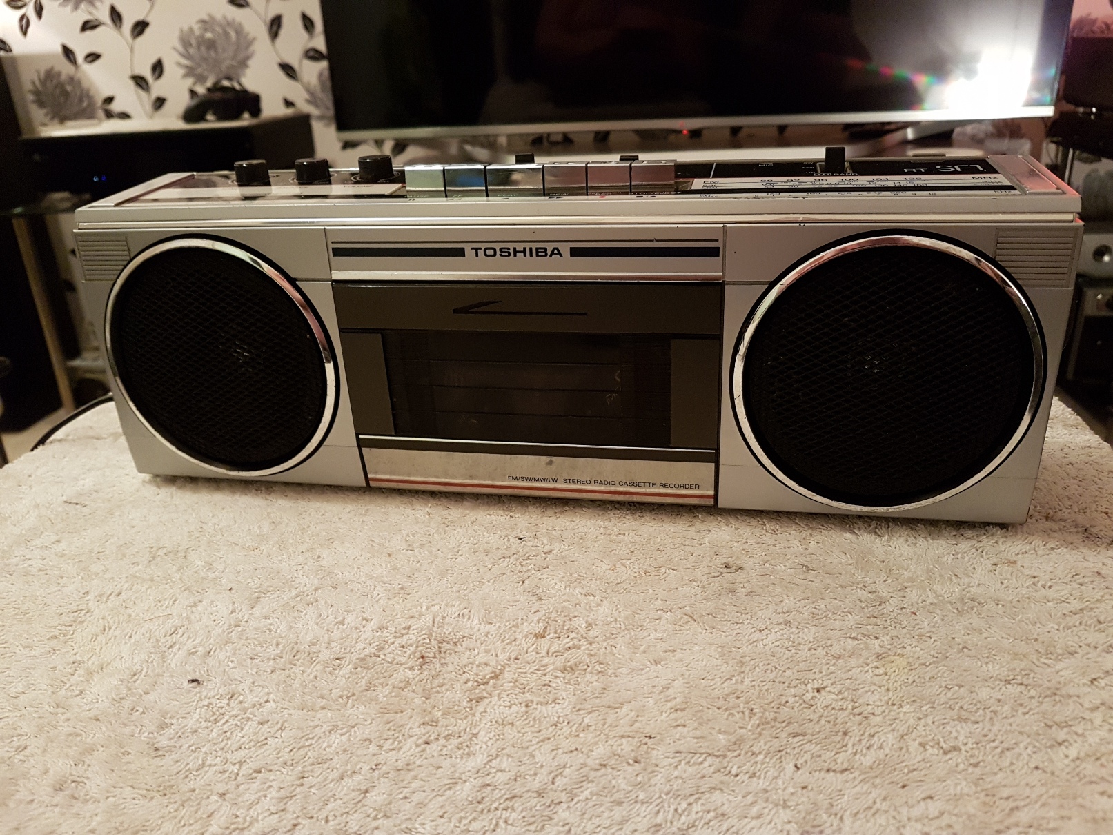Toshiba RT-SF1 Radio Recorder - January 2017 (18).jpg