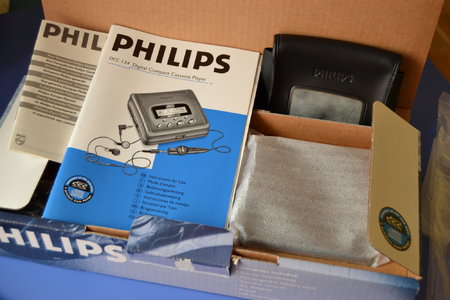 PHILIPS DCC134 -010.JPG