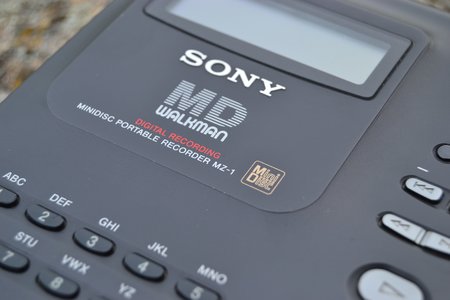 Sony MZ-1 .jpg