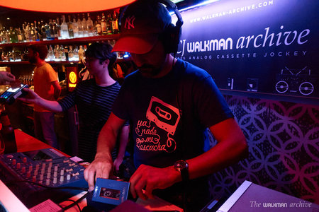 Pinchada CJ Walkman Archive Lentresol 50.jpg