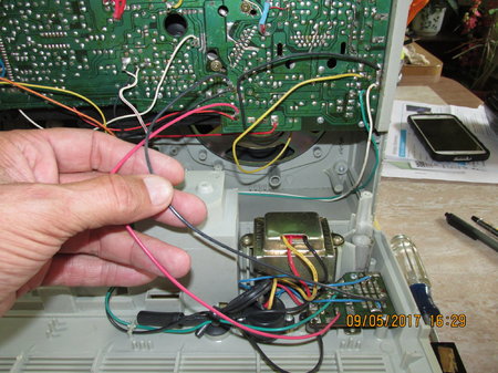 IMG_7337 Lasonic TRC-918 dc power leads.JPG