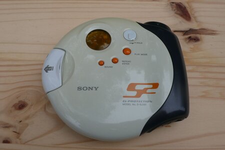 Sony_D-SJ301.jpg