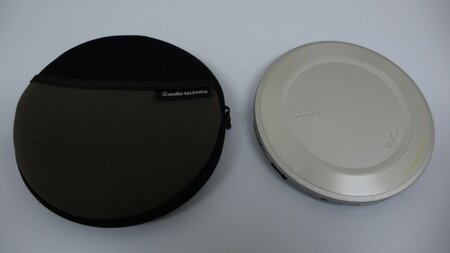 Sony_D-EJ985.jpg