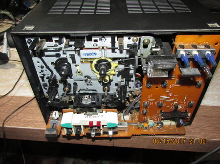 IMG_6609 Panasonic RX-C300-2 inside deck.JPG