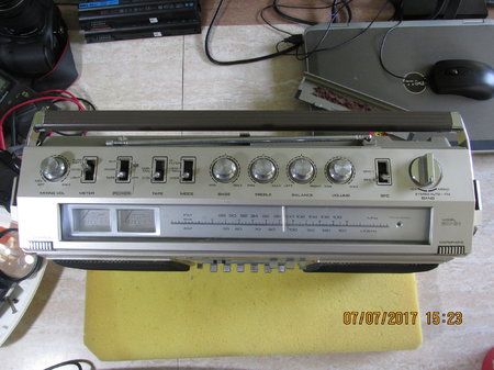IMG_6734 Pioneer SK-31 9VDC controls top.JPG