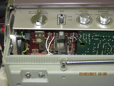 IMG_6741 Pioneer SK-31 9VDC antenna wires.JPG