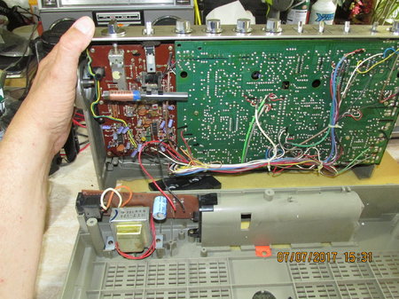 IMG_6742 Pioneer SK-31 9VDC power connection.JPG