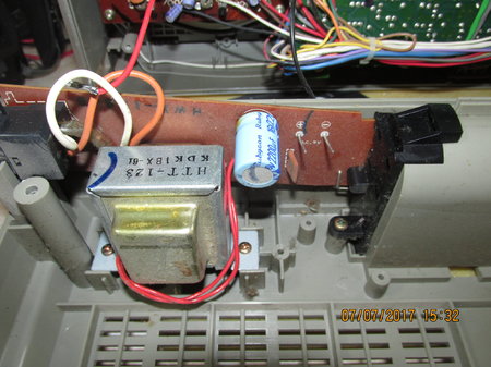 IMG_6743 Pioneer SK-31 9VDC ac power close.JPG
