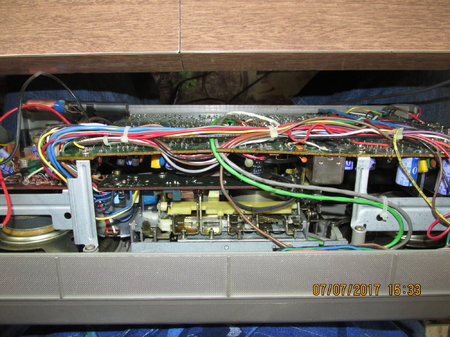 IMG_6744 Pioneer SK-31 9VDC bottom upwards.JPG