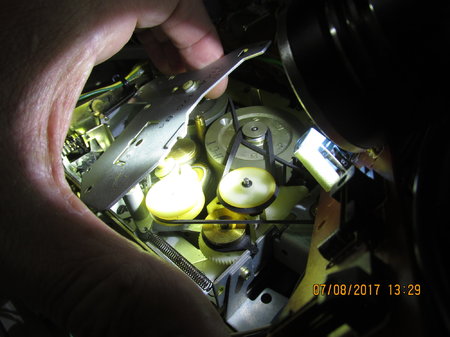 IMG_6771 Pioneer SK-31 9VDC jump off belt.JPG