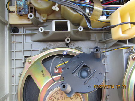 IMG_2246 Tweeter Sharp GF-777 27 Febuary 2014 Inside back case.JPG