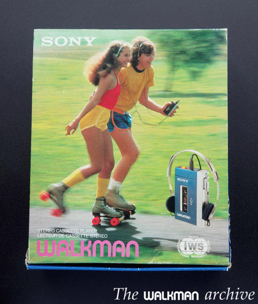 SONY Walkman TPS-L2 01