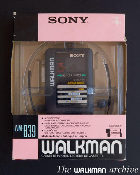 SONY Walkman WM-B39 boxed 01